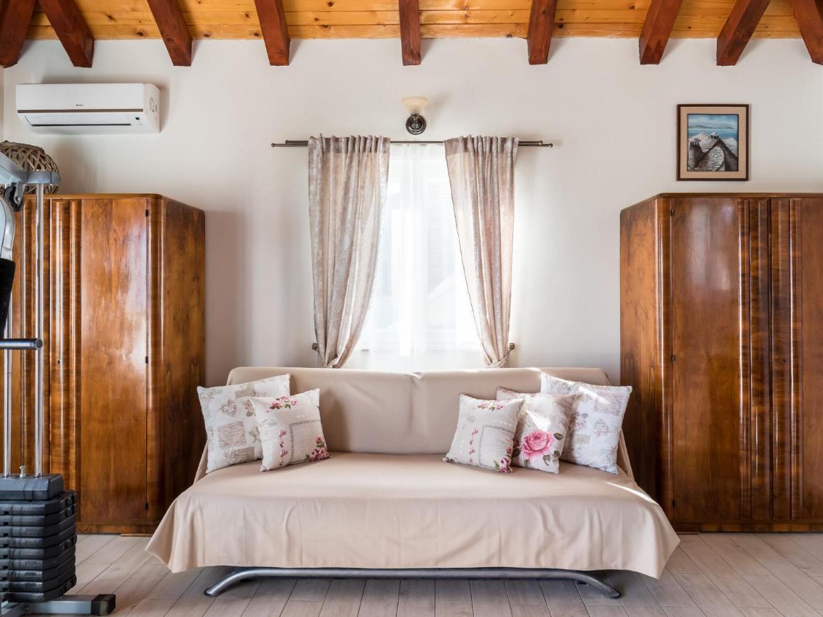 Luxurious Villa In Selca With Pool Ngoại thất bức ảnh